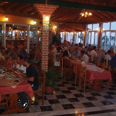 Anaxos Hotel Exterior foto