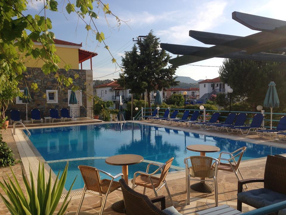 Anaxos Hotel Exterior foto